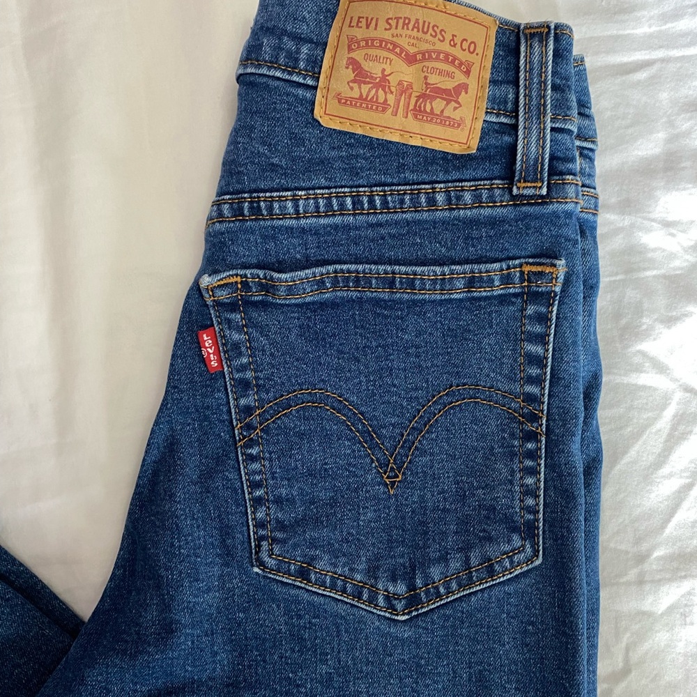 Levi’s Wedgie Jeans